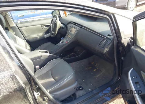 2013 Toyota Prius Two z USA, uszkodzony, nr VIN JTDKN3DU3D5546910